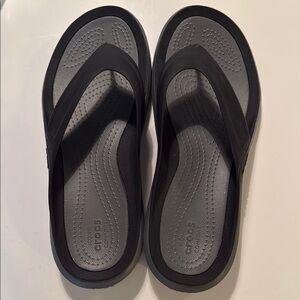 Crocs Dual-Tone Black and Gray Sandals s12